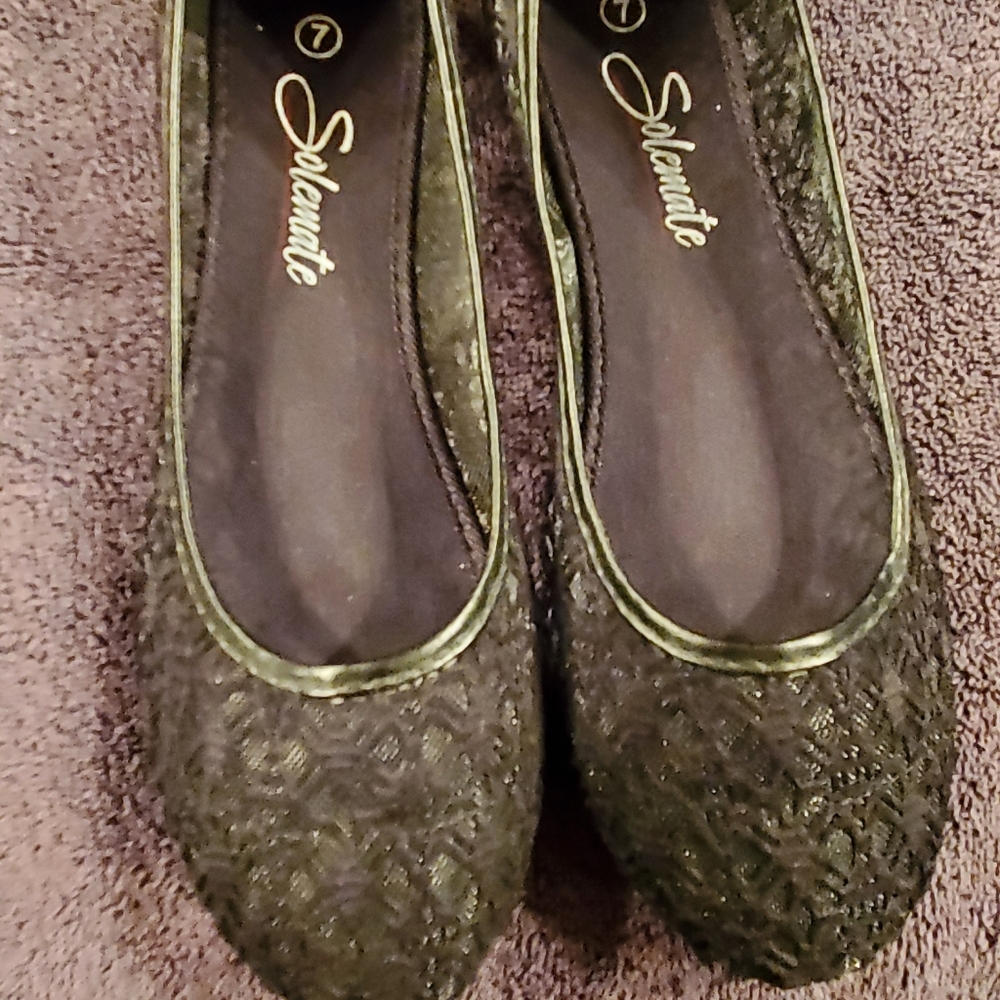Womens shoes